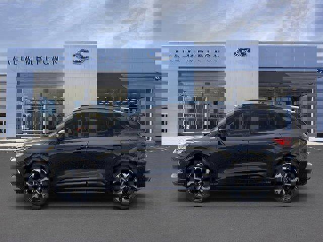 Certified 2023 Ford Escape ST-Line Select w/ Tech Pack #2 image 3