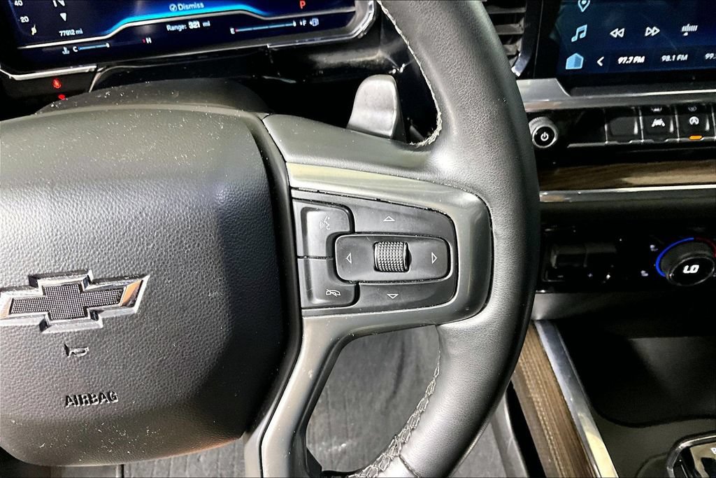 Used 2023 Chevrolet Silverado 1500 RST w/ Convenience Package II AWD/4WD image 15