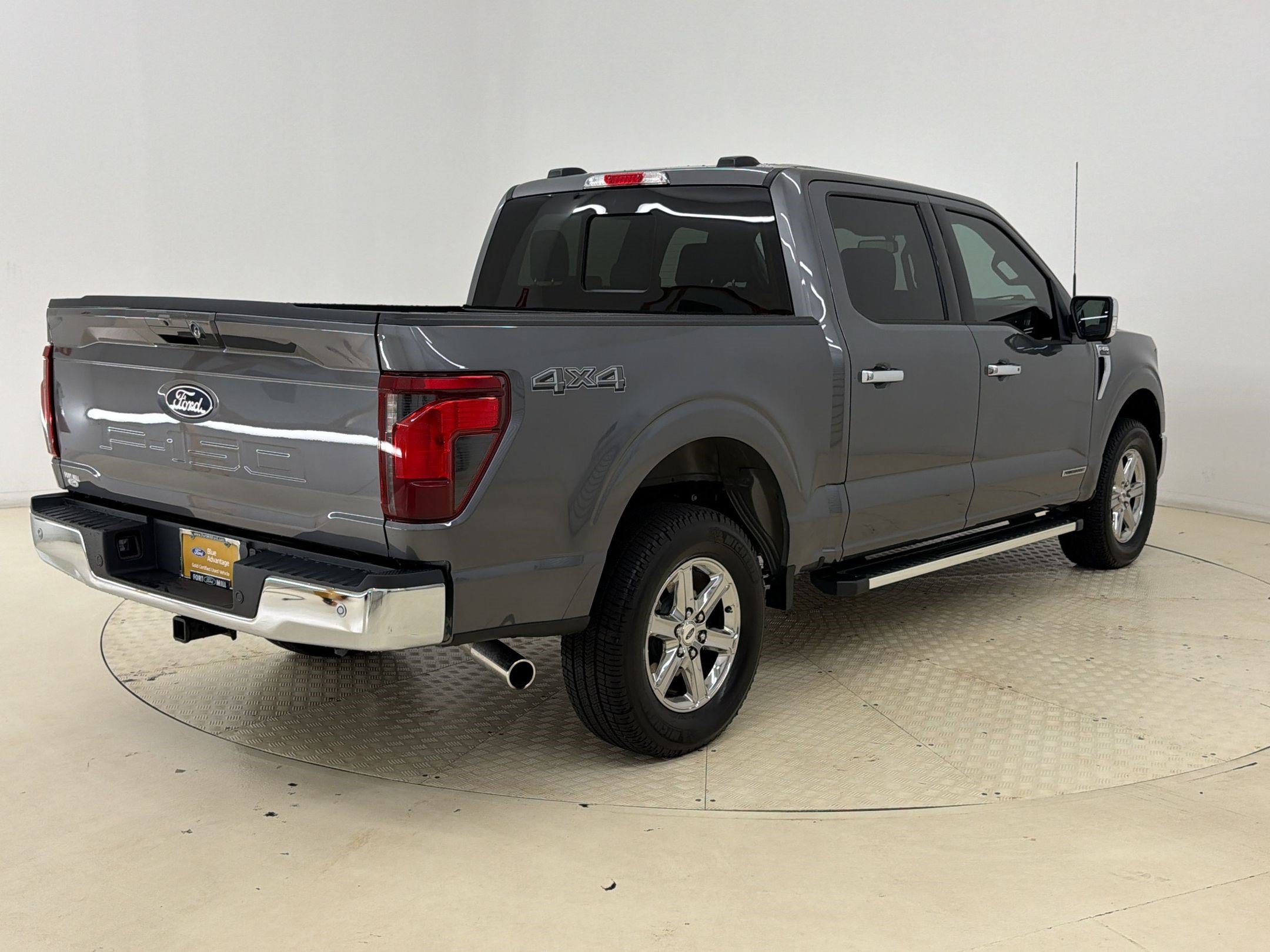 Certified 2025 Ford F150 XLT w/ Equipment Group 302A MID AWD/4WD image 9