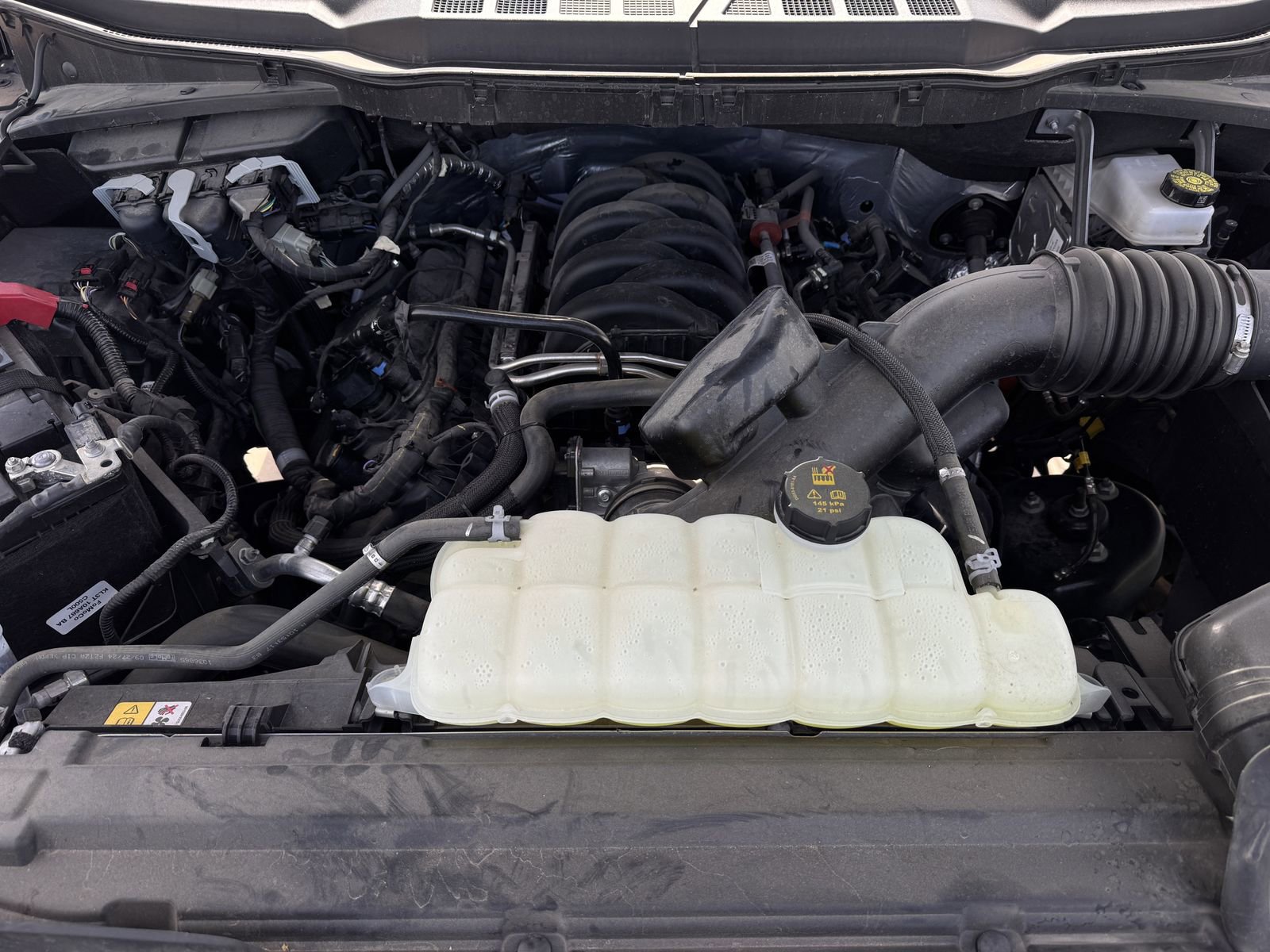 Certified 2025 Ford F150 XLT w/ Equipment Group 302A MID image 31