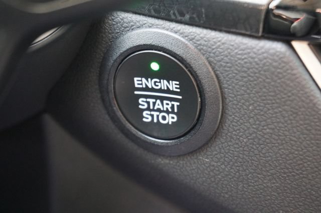 Certified 2022 Ford Escape SEL w/ SEL Stealth AWD Package image 35