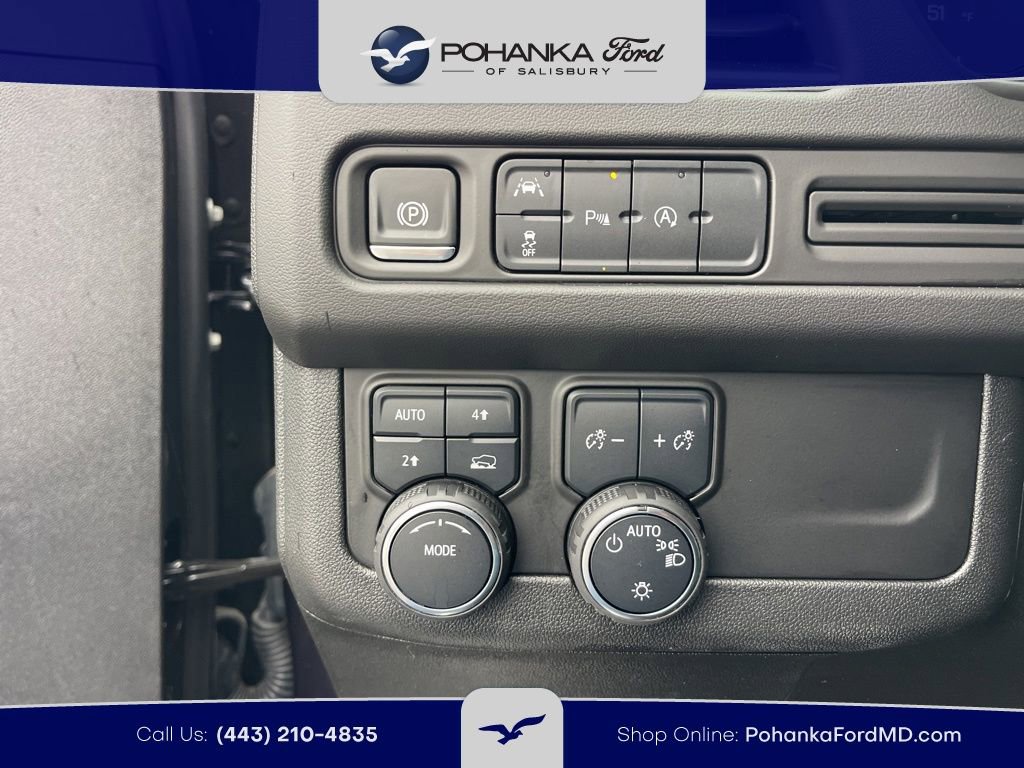 Used 2024 Chevrolet Suburban LT AWD/4WD image 19