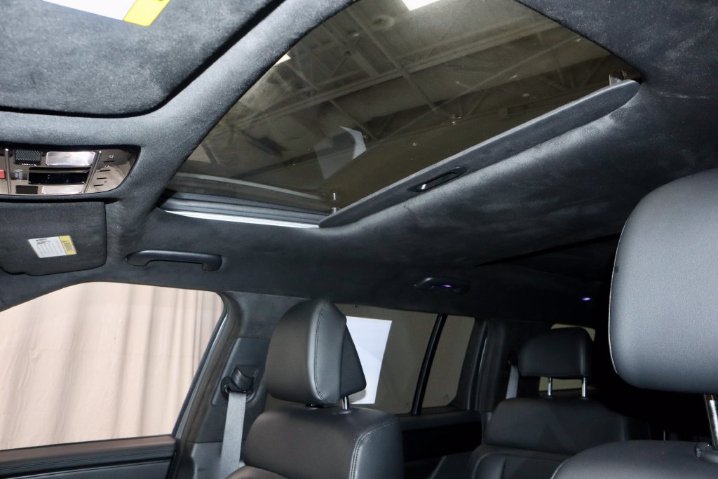 Used 2025 Hyundai Santa Fe Calligraphy AWD/4WD image 28