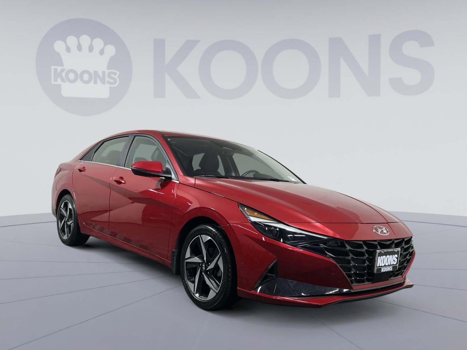 Used 2023 Hyundai Elantra Limited w/ Cargo Package image 10