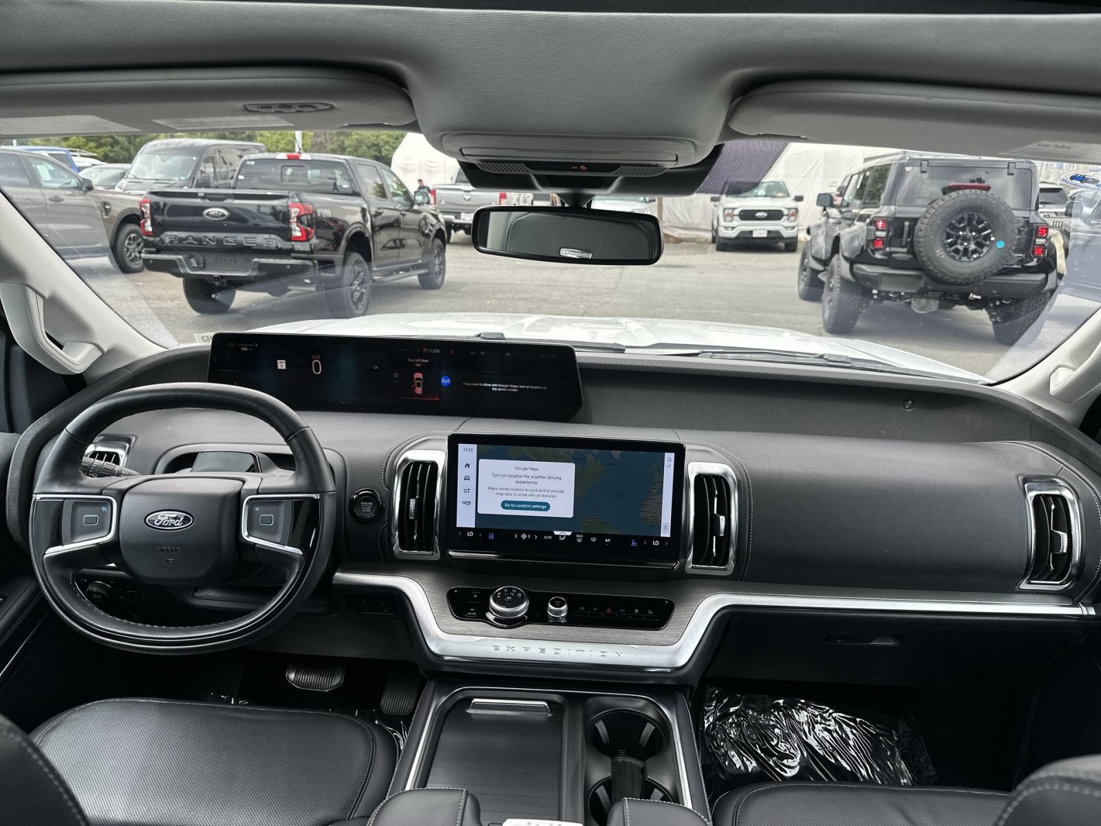 Certified 2025 Ford Expedition Platinum AWD/4WD image 24