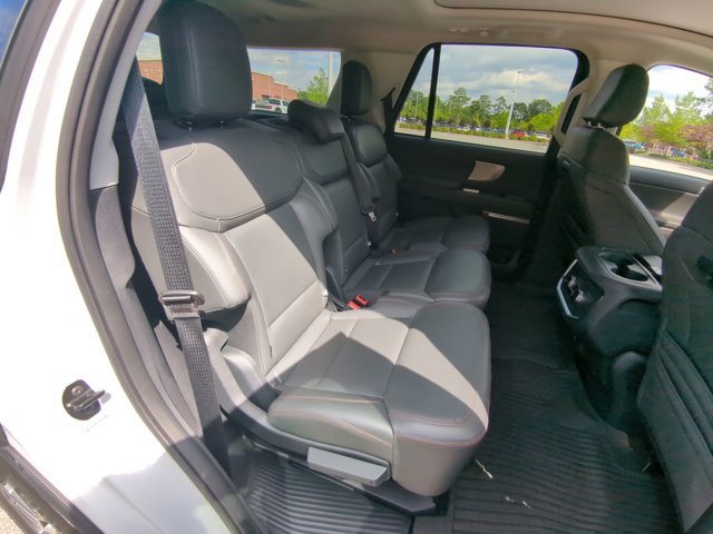 Certified 2025 Ford Expedition Active RWD image 35