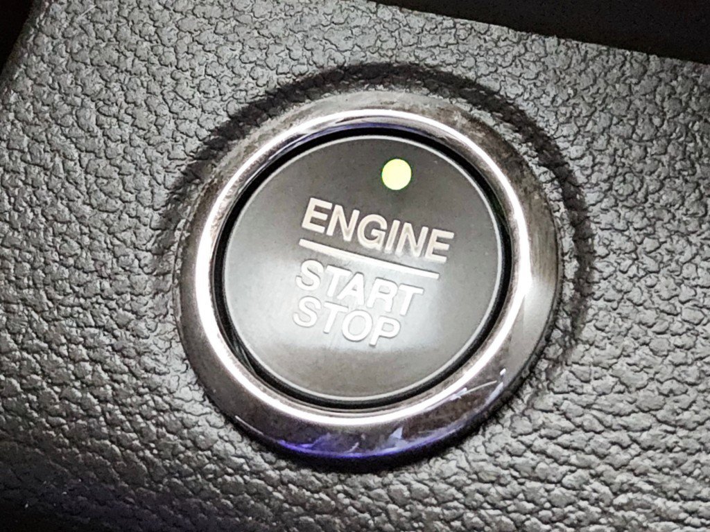 Certified 2019 Ford Expedition Max XLT w/ Equipment Group 202A image 32