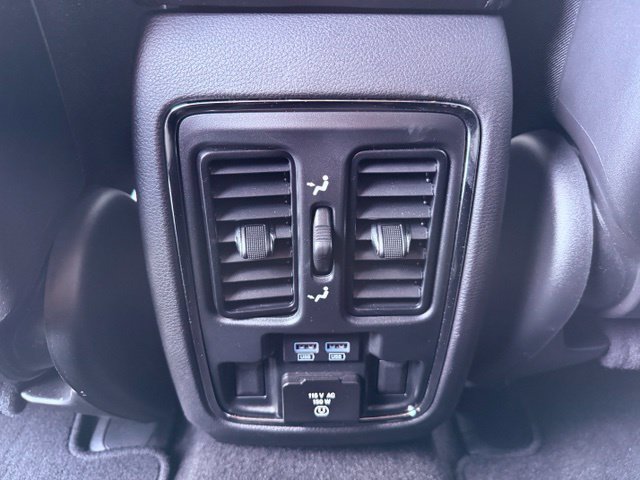 Used 2021 Jeep Grand Cherokee Limited AWD/4WD image 24