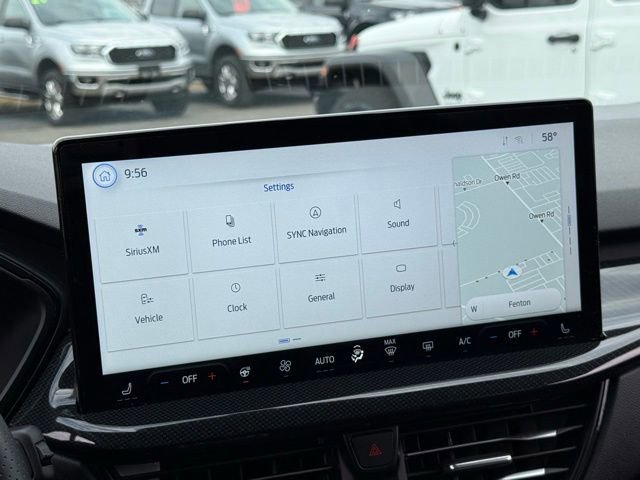 Certified 2024 Ford Escape ST-Line Select w/ Tech Pack #1 image 37