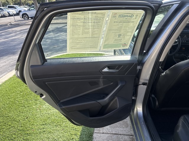 Used 2023 Volkswagen Jetta SE w/ Panoramic Sunroof Package FWD image 16