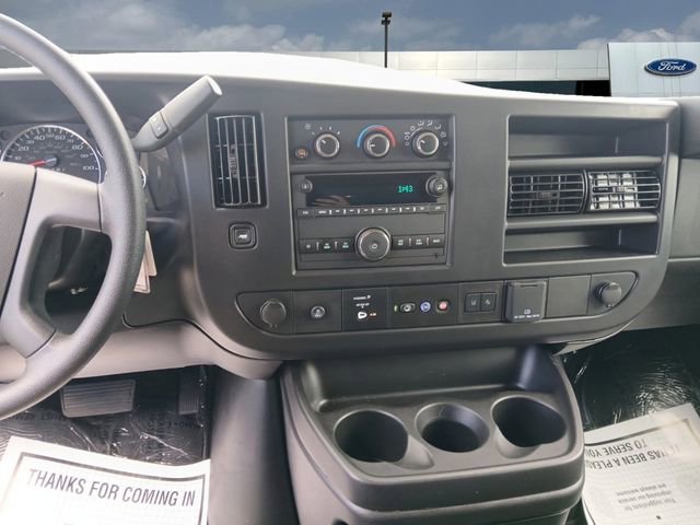 Used 2025 Chevrolet Express 3500 LT w/ LT Preferred Equipment Group RWD image 11