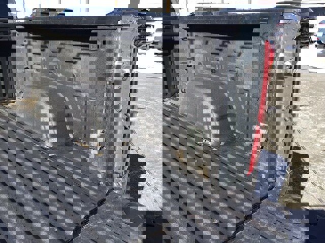 Used 2021 Chevrolet Silverado 1500 Custom image 22