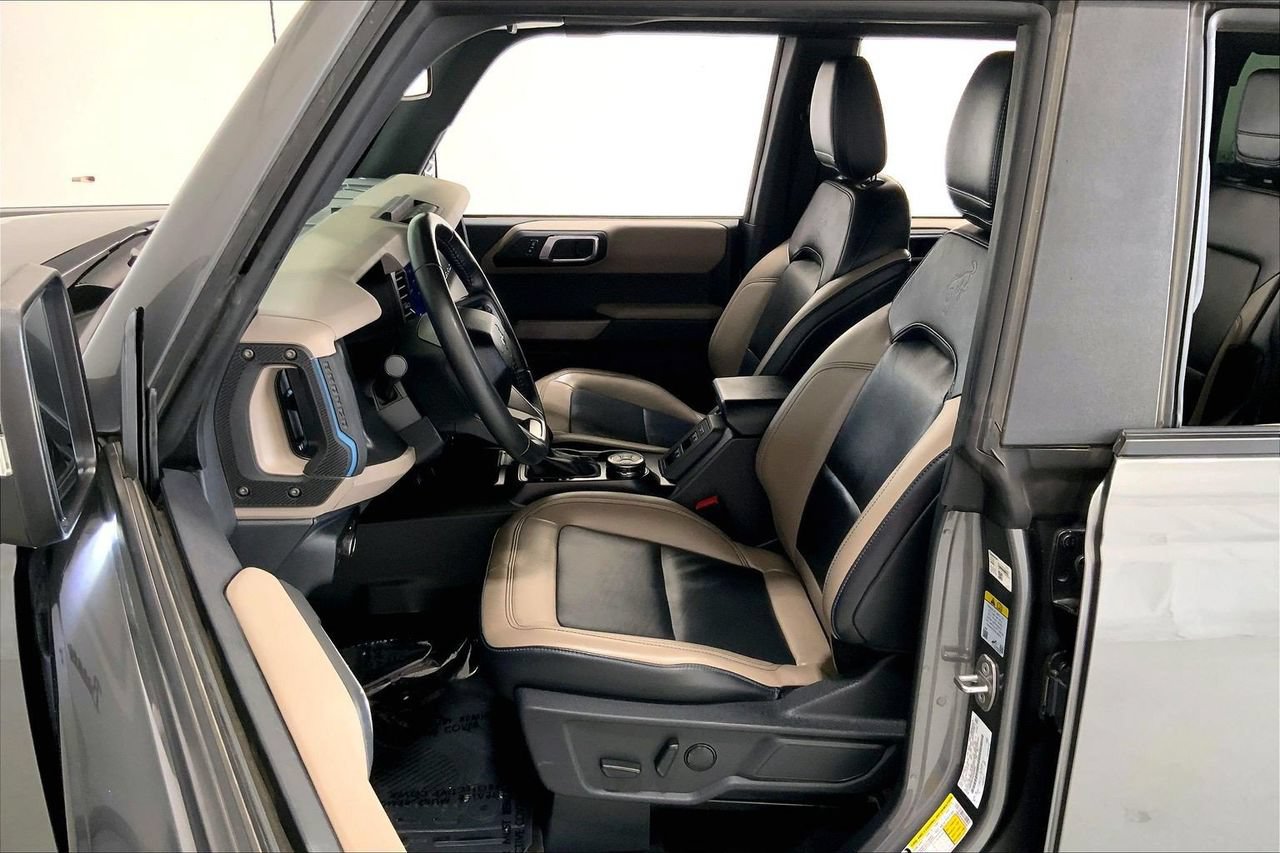 Certified 2022 Ford Bronco Wildtrak AWD/4WD image 18