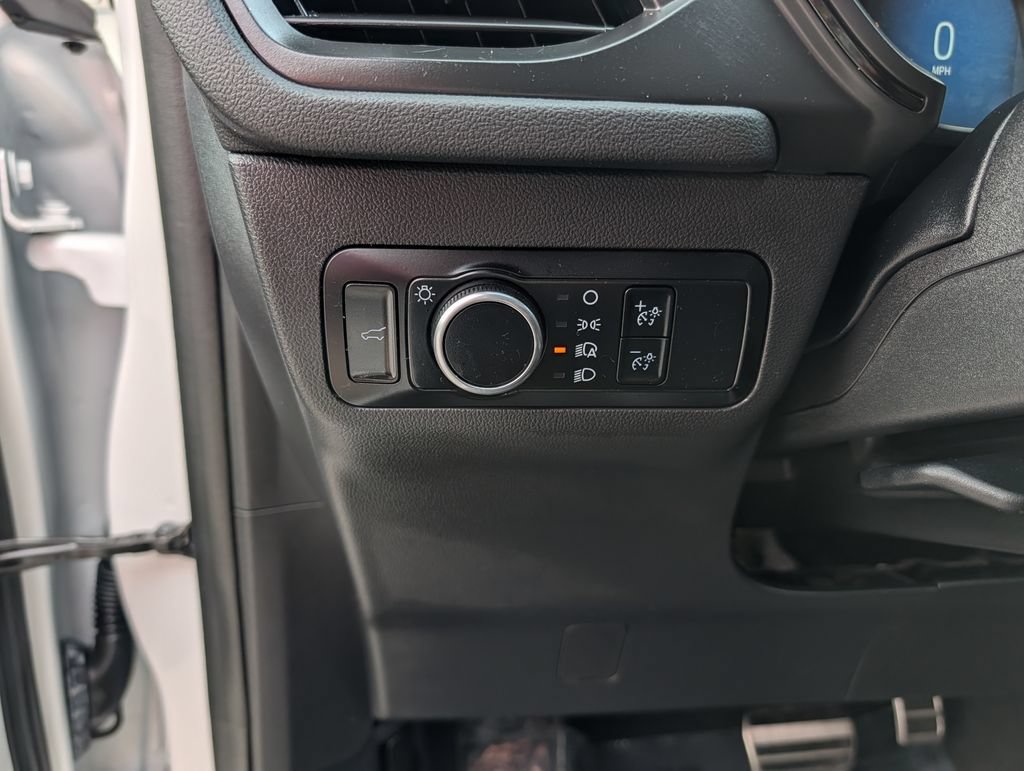 Certified 2023 Ford Escape ST-Line w/ Tech Pack #1 FWD image 17