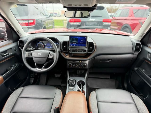 Certified 2024 Ford Bronco Sport Outer Banks w/ Tech Package AWD/4WD image 15