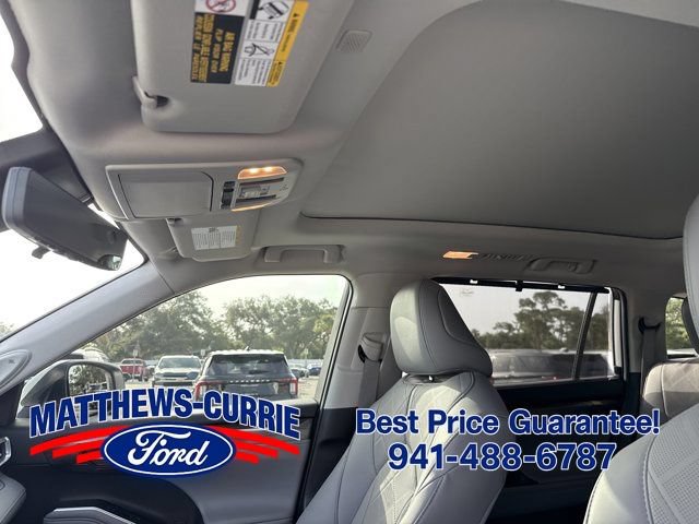 Used 2021 Toyota Highlander Platinum FWD image 11