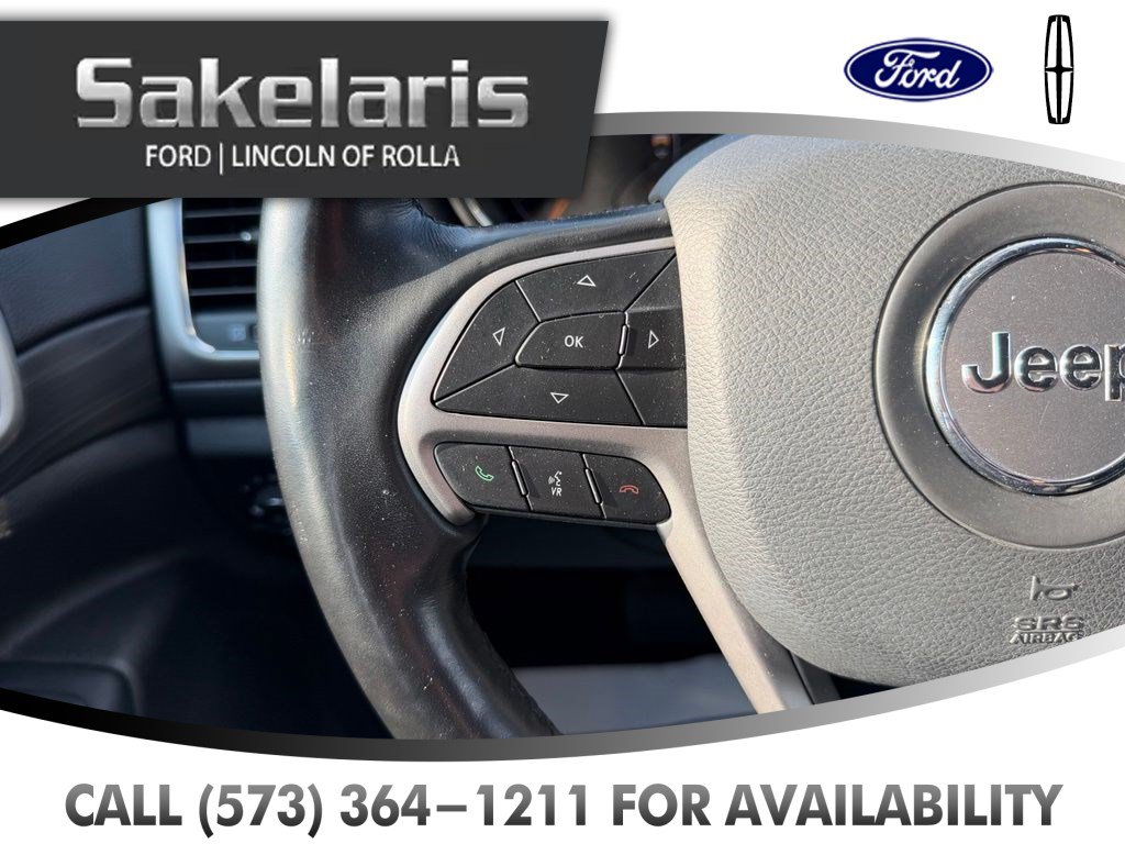 Used 2021 Jeep Grand Cherokee Laredo w/ Security & Convenience Group AWD/4WD image 16