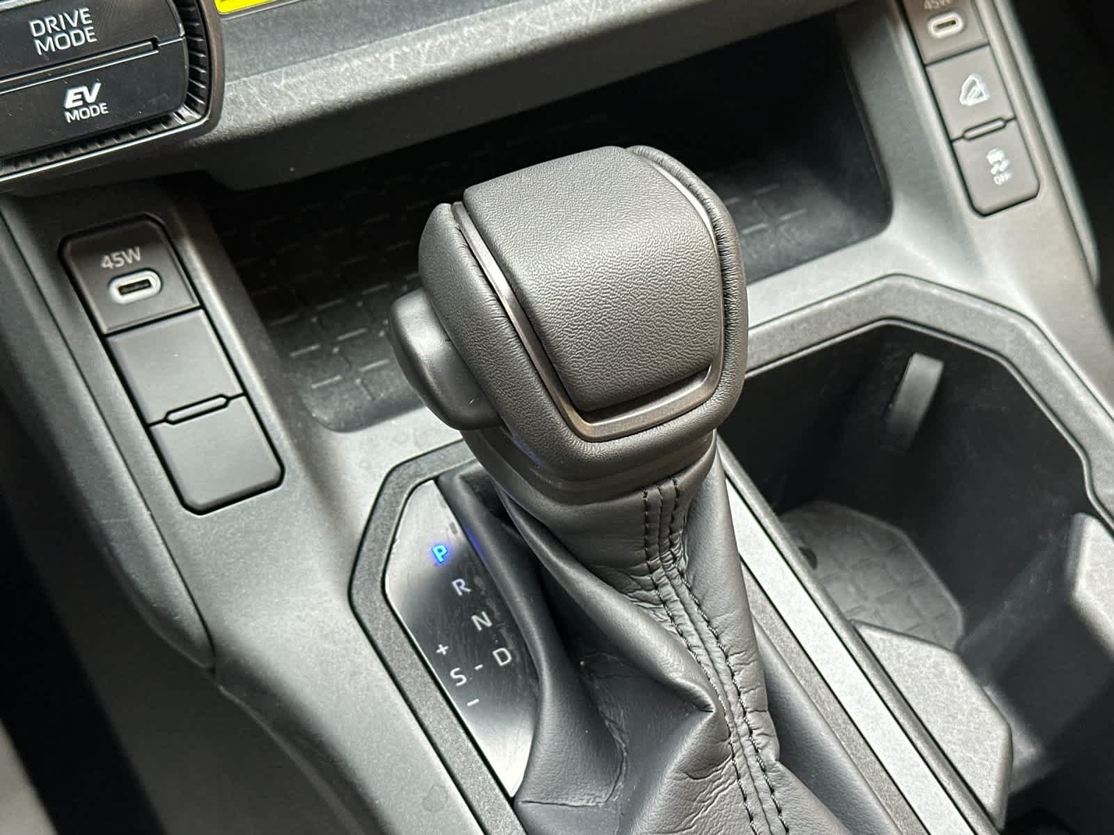 Used 2026 Toyota RAV4 XLE Premium AWD/4WD image 21