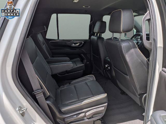 Used 2022 GMC Yukon SLT w/ SLT Luxury Package AWD/4WD image 19