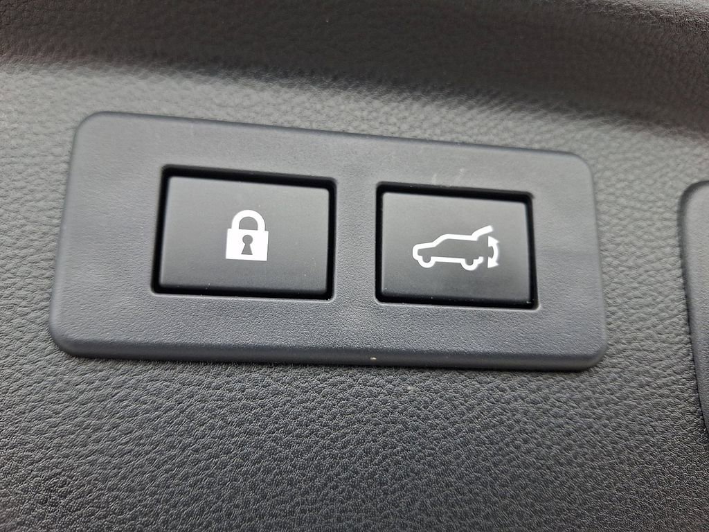 Used 2025 Subaru Forester Wilderness AWD/4WD image 31