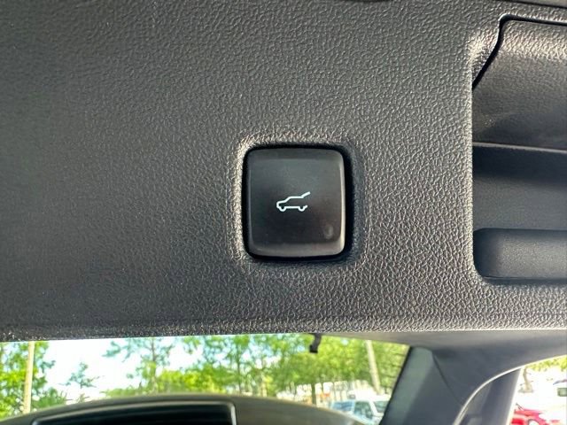 Certified 2022 Ford Escape SE w/ SE Sport Appearance Package FWD image 25