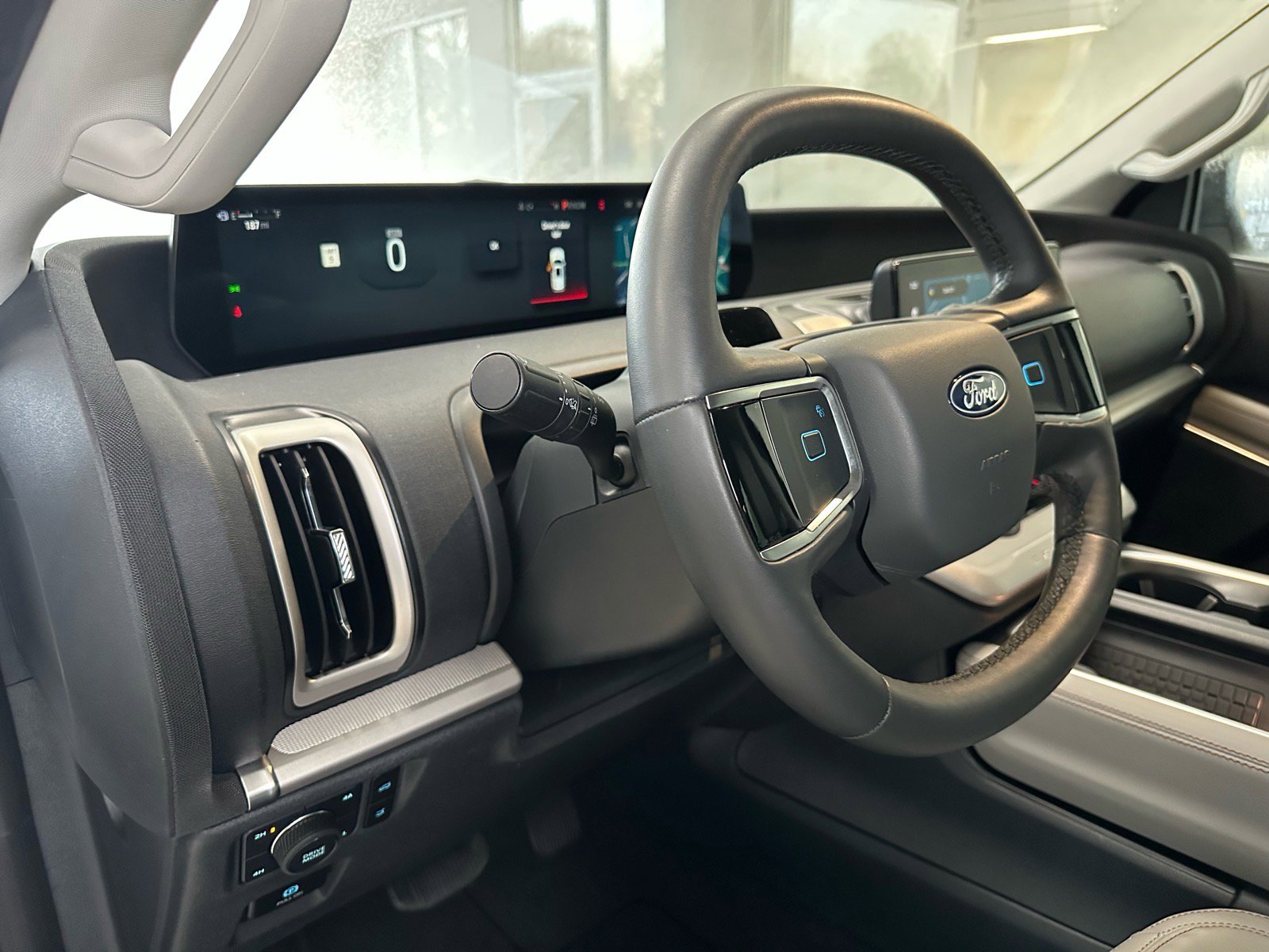 Certified 2025 Ford Expedition Max Active image 21