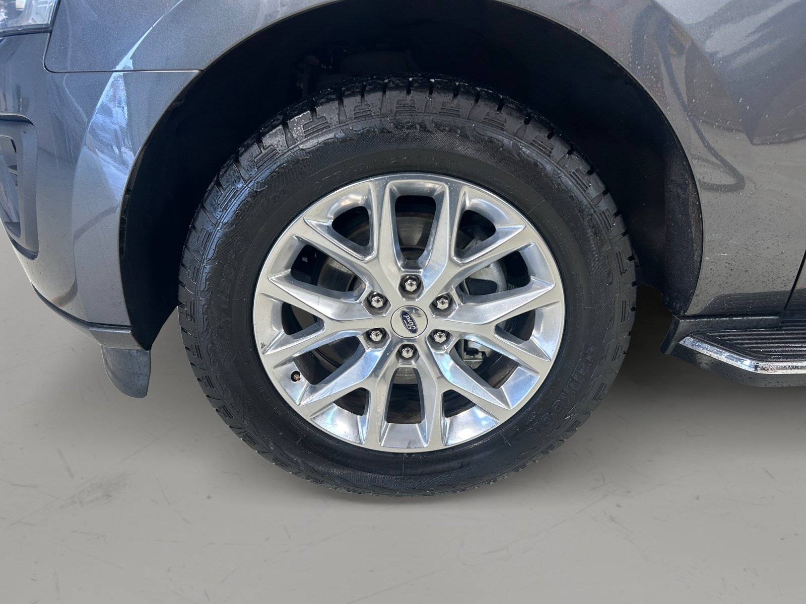 Certified 2020 Ford Expedition XLT w/ Equipment Group 202A RWD image 8