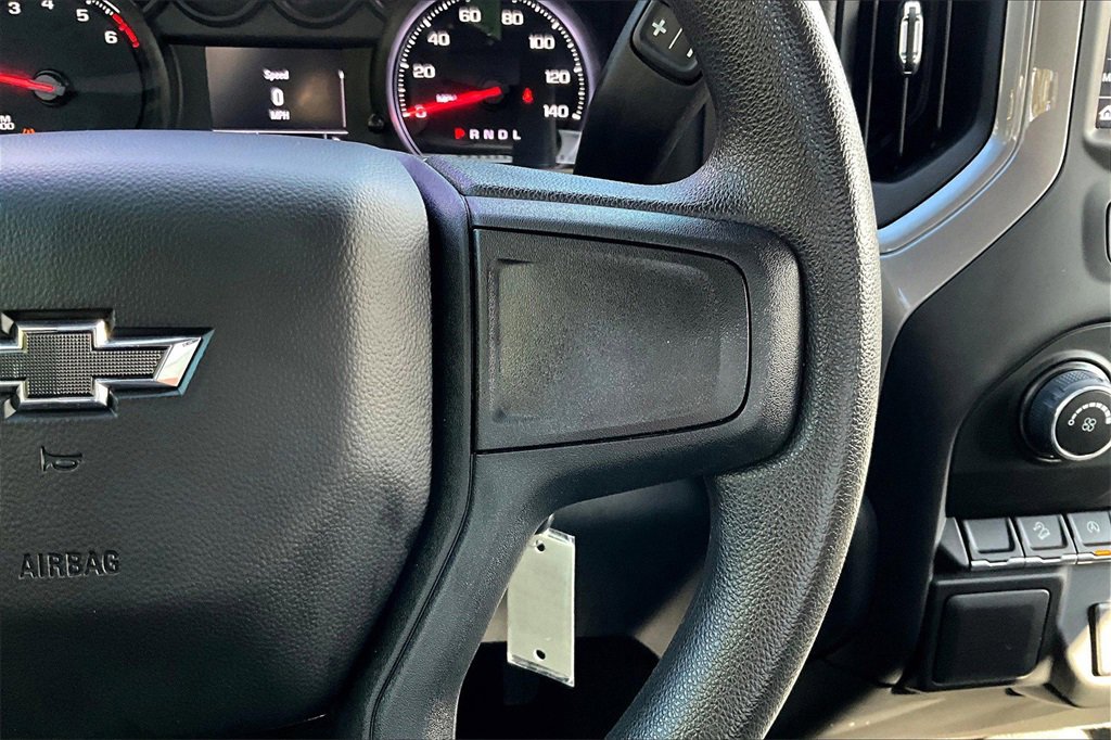 Used 2022 Chevrolet Silverado 1500 Custom Trail Boss w/ LPO, Dark Essentials Package image 18