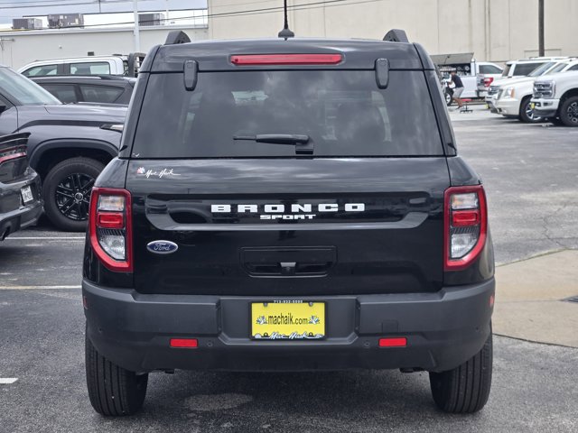 Certified 2024 Ford Bronco Sport Outer Banks w/ Tech Package AWD/4WD image 7