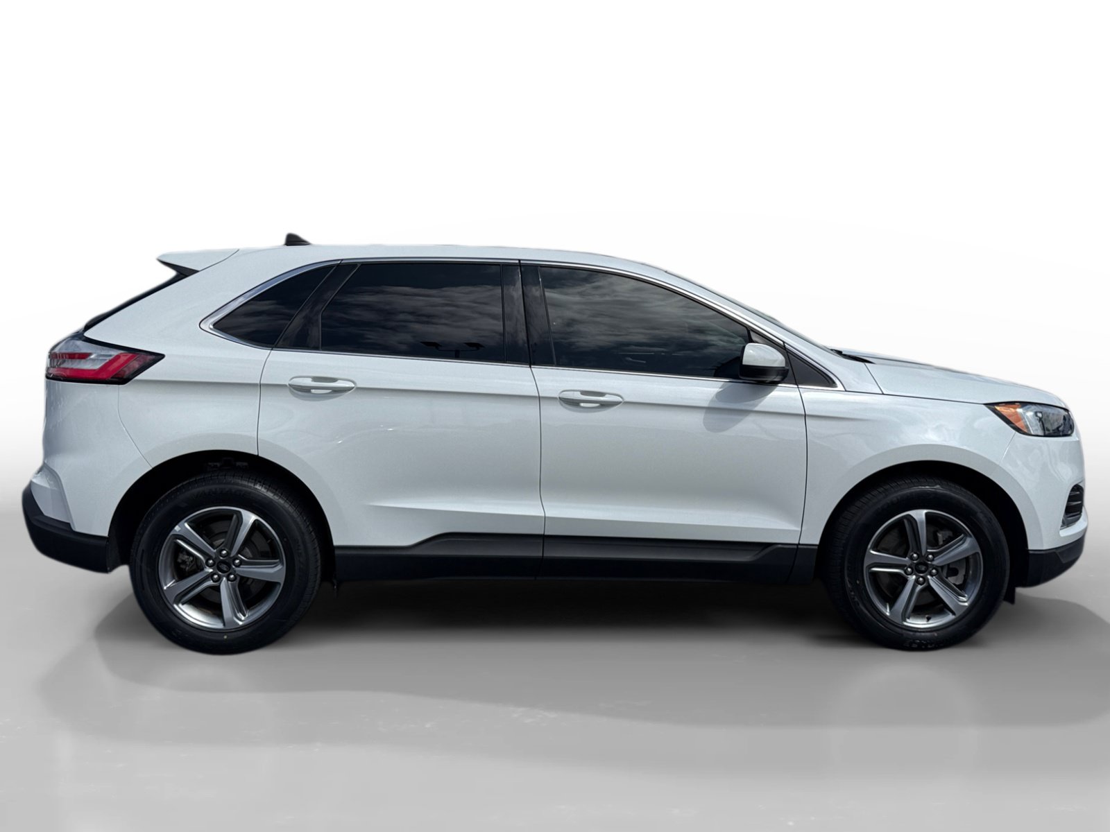Certified 2024 Ford Edge SEL w/ Convenience Package AWD/4WD image 6