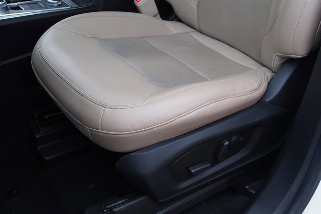 Certified 2021 Ford Explorer Limited w/ Hybrid Equipment Group 310A image 22