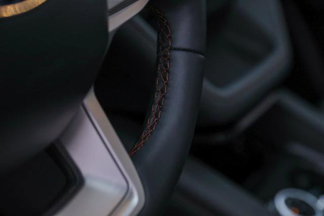 Certified 2025 Ford Explorer Active w/ Active Comfort Package image 28