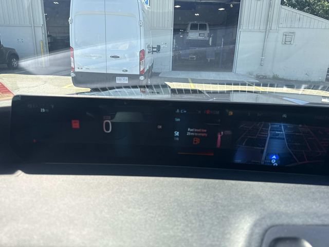 Certified 2025 Ford Expedition Active AWD/4WD image 30