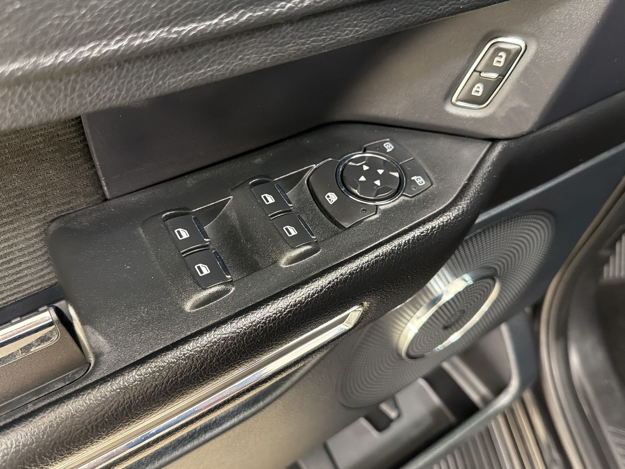 Certified 2019 Ford Expedition Max XLT RWD image 26
