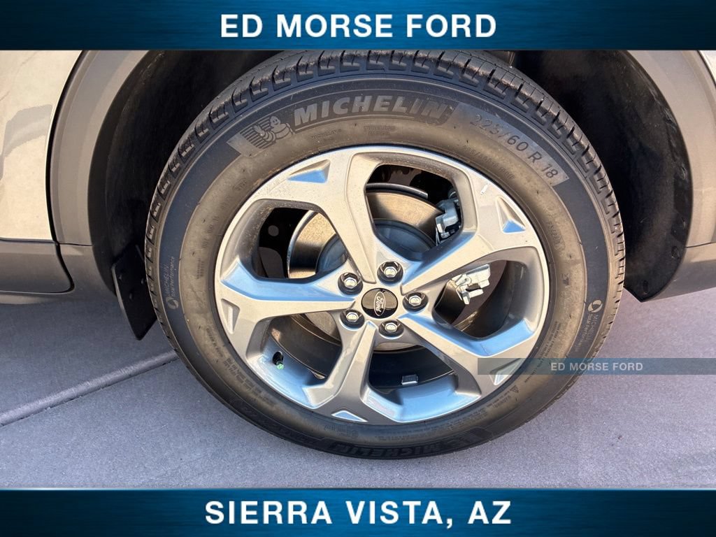 Certified 2025 Ford Escape ST-Line AWD/4WD image 32