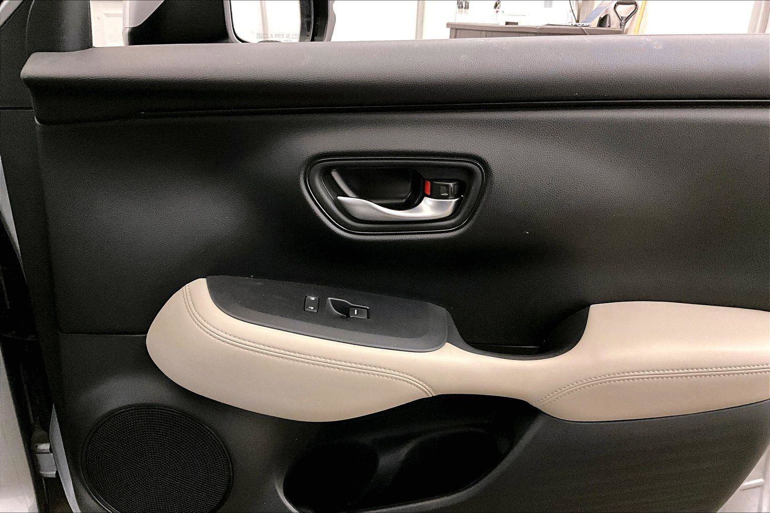 Used 2024 Honda HR-V LX image 23