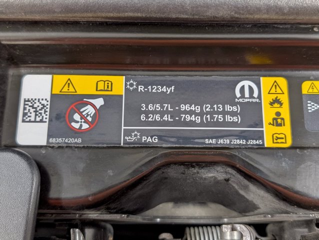 Used 2025 Dodge Durango GT AWD/4WD image 27