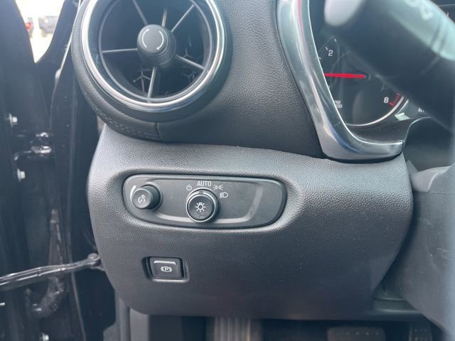 Used 2022 Chevrolet Blazer LT w/ Sound & Technology Package image 21