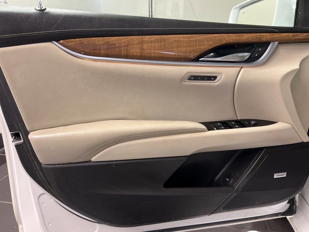 Used 2018 Cadillac XTS Luxury w/ Driver Awareness Package image 29