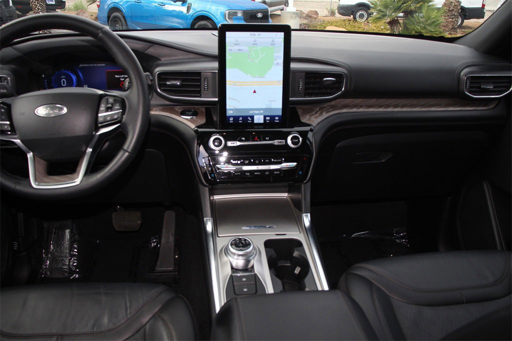 Certified 2022 Ford Explorer Platinum w/ Equipment Group 601A image 20