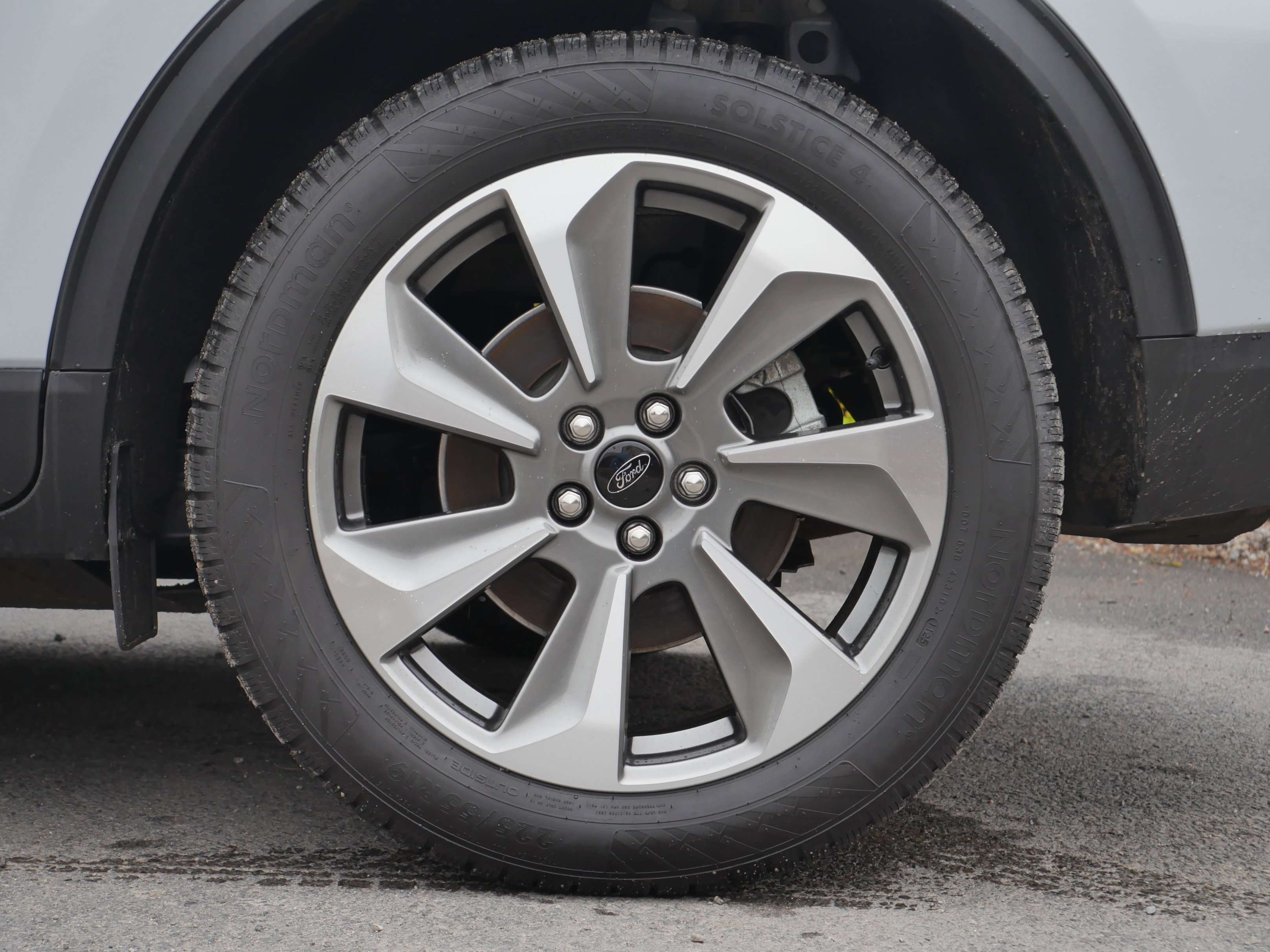 Certified 2025 Ford Escape Platinum AWD/4WD image 15