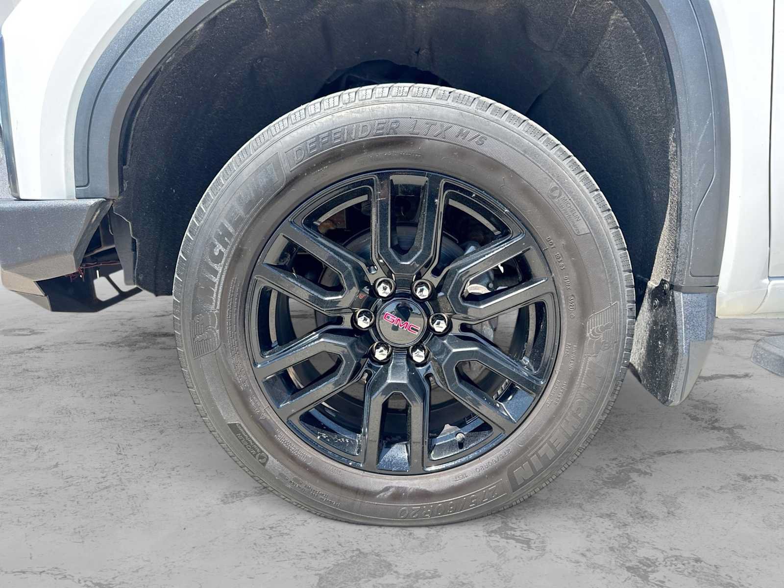 Used 2020 GMC Sierra 1500 AT4 w/ AT4 Premium Package AWD/4WD image 12