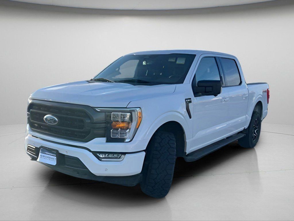 Certified 2021 Ford F150 XLT w/ Equipment Group 302A High image 14