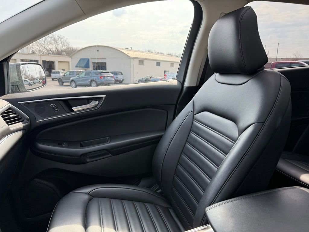 Certified 2022 Ford Edge SEL w/ Convenience Package AWD/4WD image 19