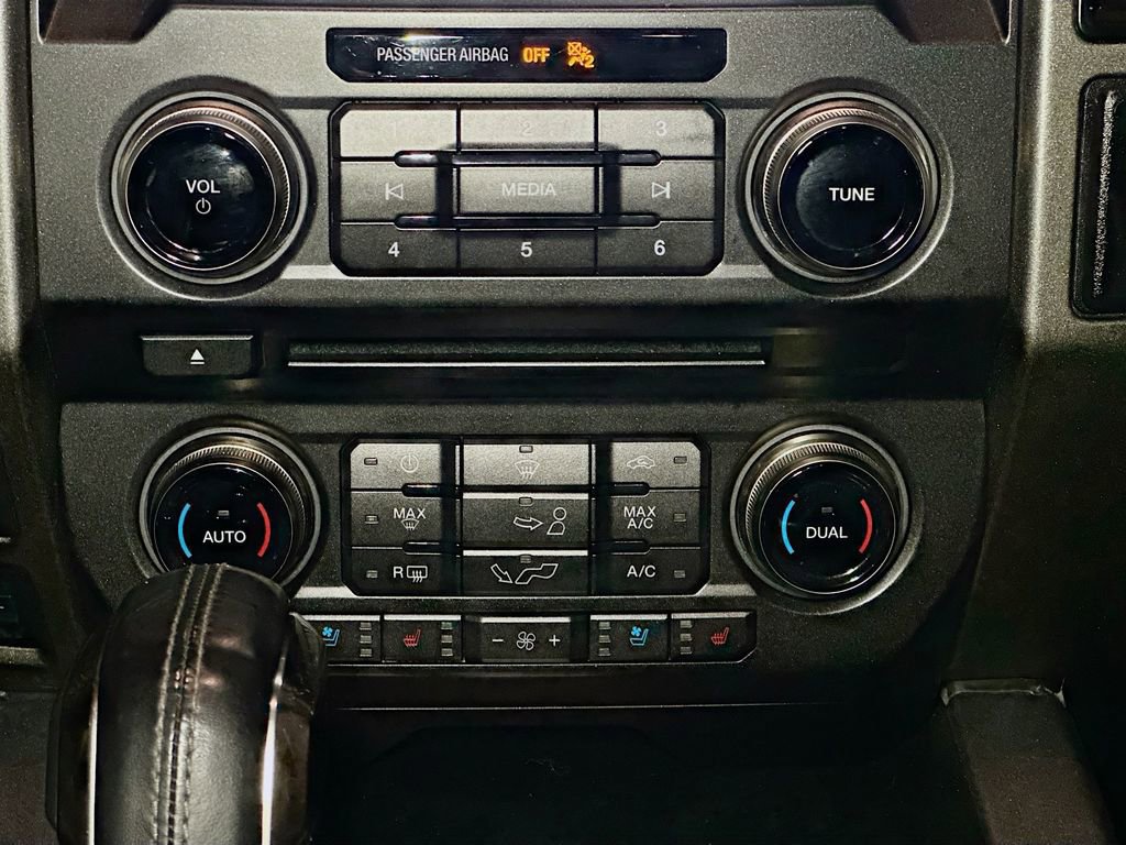 Certified 2018 Ford F150 Raptor w/ Equipment Group 802A Luxury image 15