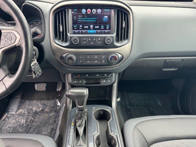 Used 2018 Chevrolet Colorado Z71 image 17