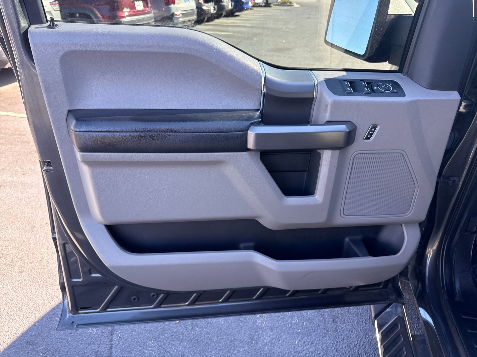 Certified 2020 Ford F150 XLT w/ Equipment Group 302A Luxury image 12