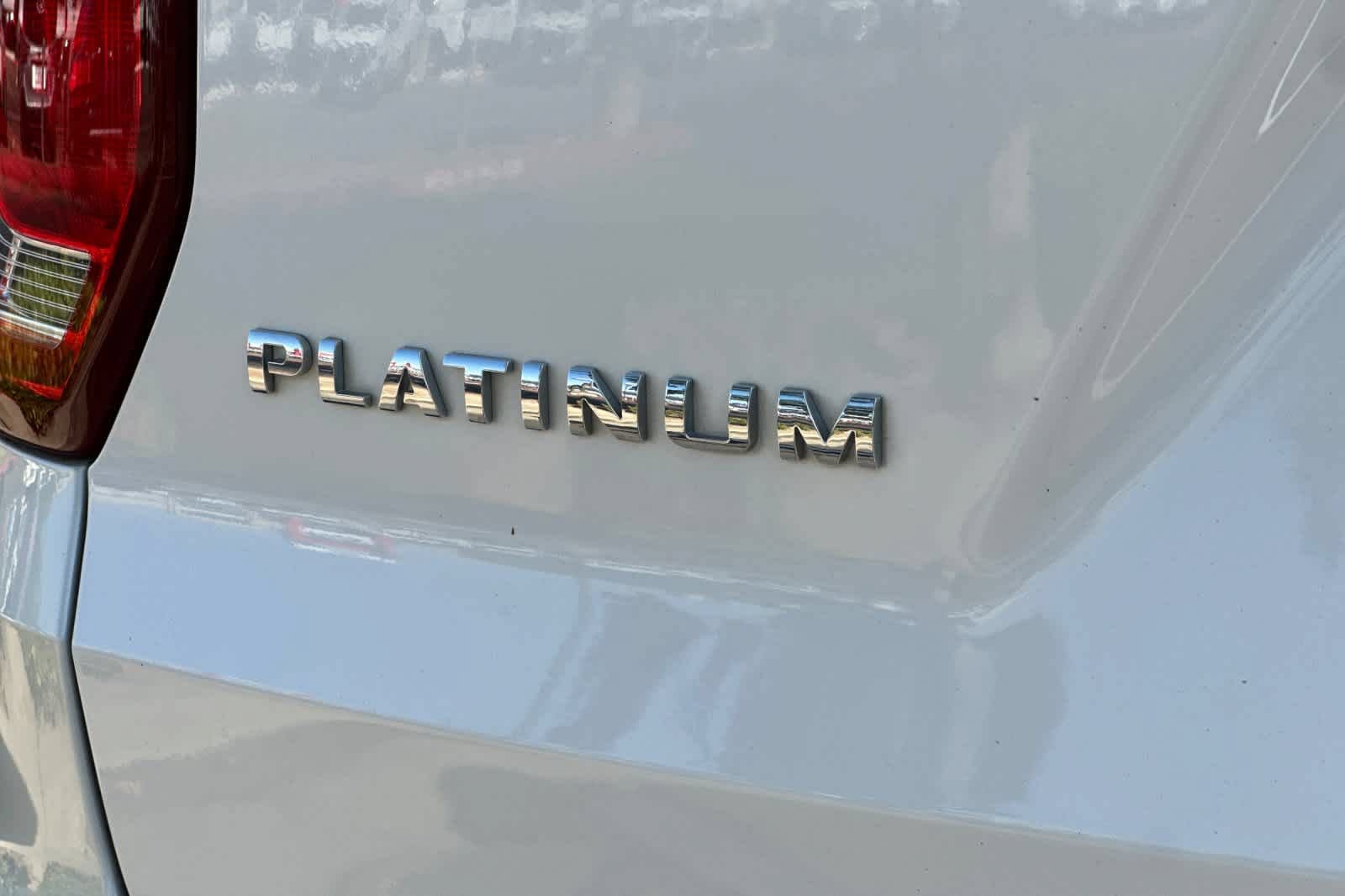 Certified 2017 Ford Explorer Platinum AWD/4WD image 29