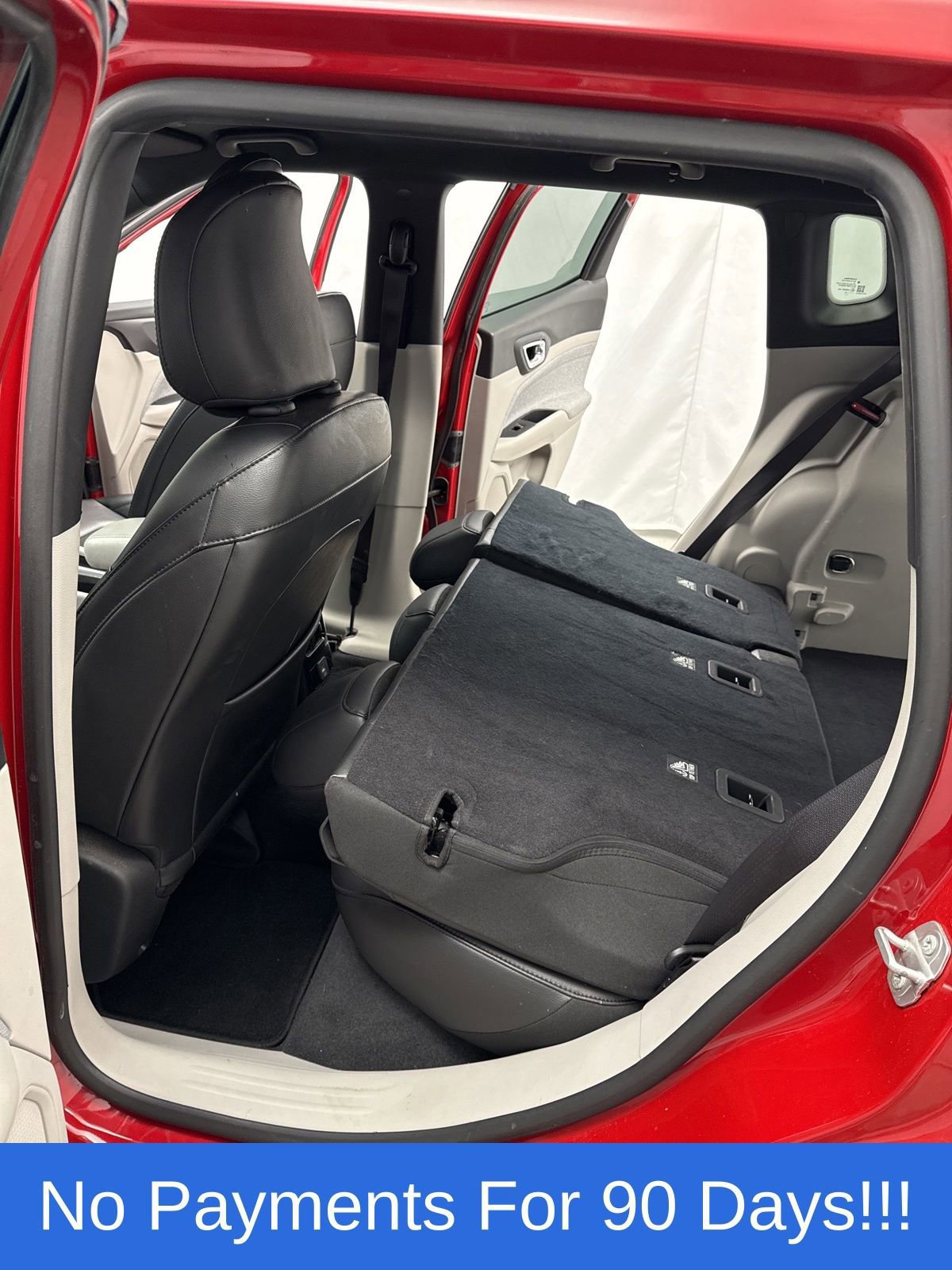 Used 2023 Jeep Compass Latitude image 36