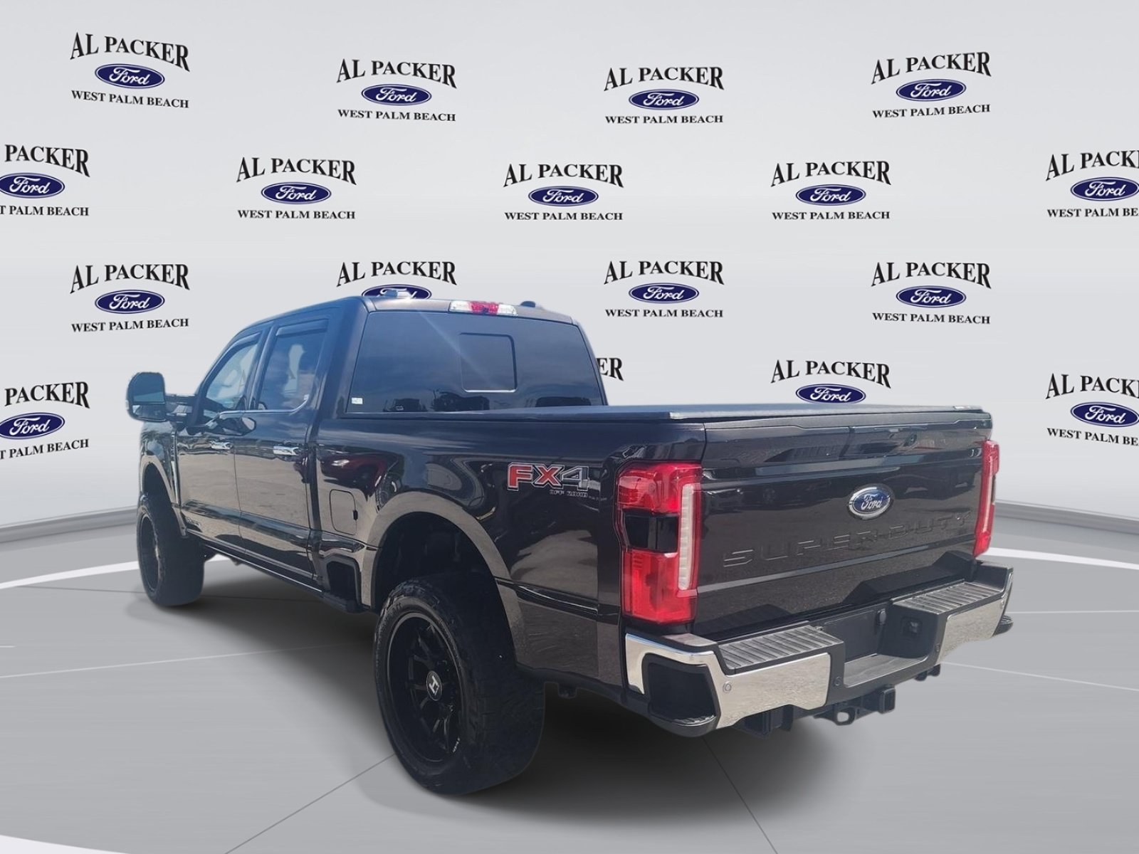 Certified 2025 Ford F250 Lariat w/ Lariat Ultimate Package AWD/4WD image 3